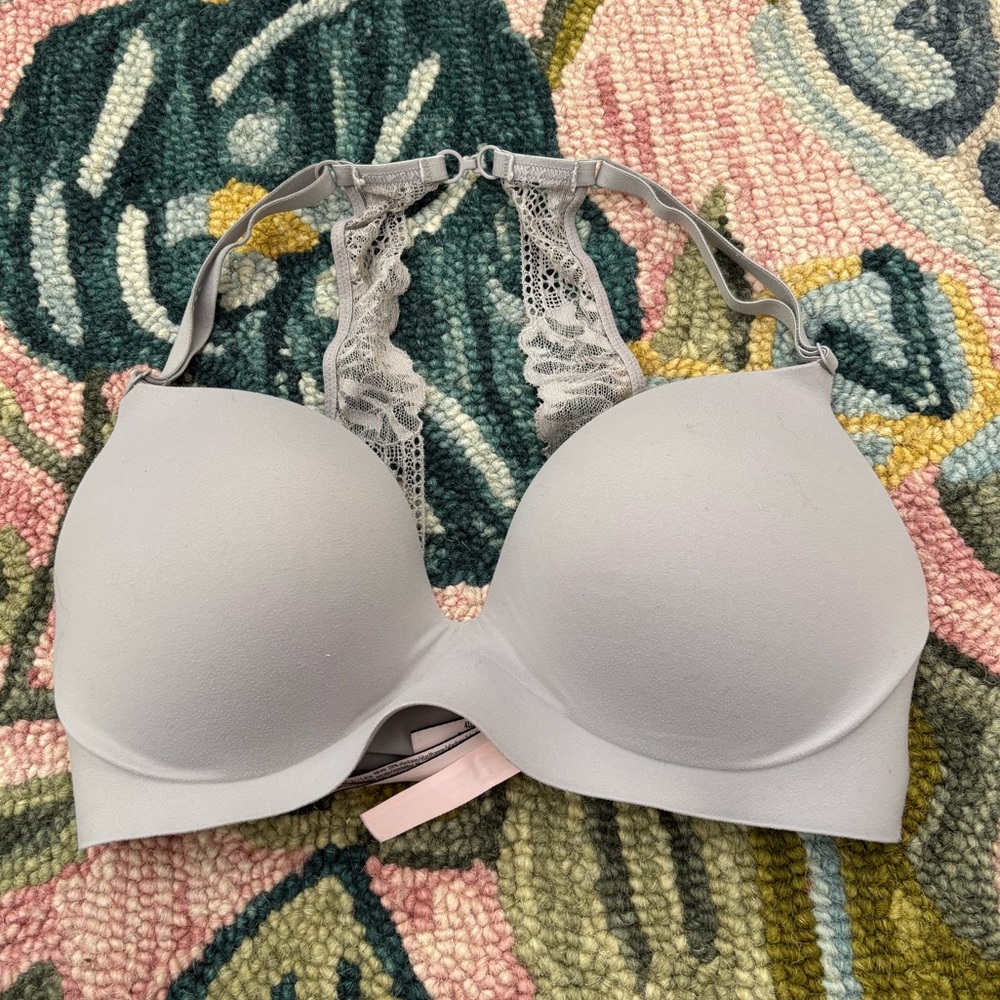 Victorias Secret 💕Wireless Push-up Bra w/ Lace Racerback Detail 32D